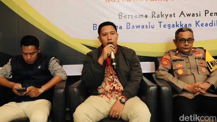 Koordiv Penanganan Pelanggaran Data dan Informasi Bawaslu Bone Nur Alim.