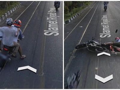 Kumpulan Foto Kocak Google Street View, Auto Nyengir!