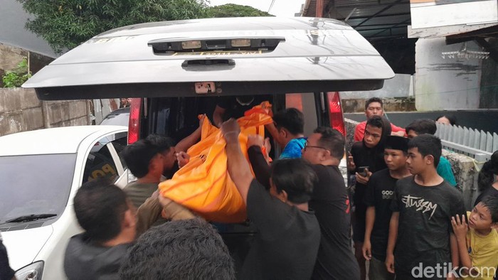 Guru Di Makassar Ditemukan Meninggal Di Indekos Polisi Evakuasi 8028