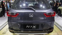 New Honda BR-V N7X Edition dijual mulai dari Rp 319.400.000 untuk tipe E CVT, tipe Prestige dengan harga Rp 343.400.000 dan tipe Prestige with Honda SENSING dengan harga Rp 363.400.000. Harga ini berstatus on the road Jakarta.