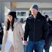 Pada pekan ini, usai berkali-kali dibanjiri kritik, Telegraph merilis artikel yang menyatakan bahwa Harry dan Meghan memiliki waktu tiga hari untuk membuktikan bahwa mereka bisa berperilaku baik selama perjalanan ke Kanada. Foto: Getty Images/Andrew Chin