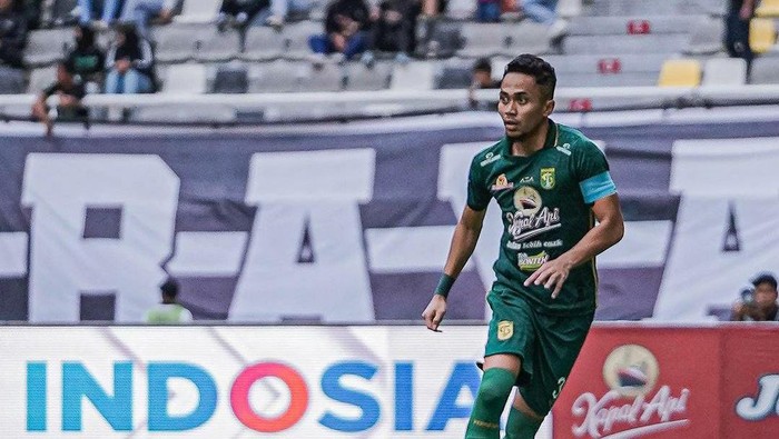 Reva Adi Utama, Kapten Persebaya menyesal mendapatkan kartu merah di laga kontra Bhayangkara.