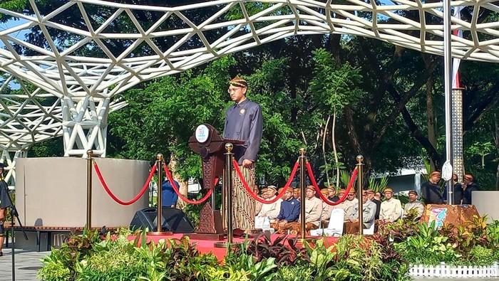 Suasana Upacara HUT ke 279 Kota Solo di Taman Balekambang, Sabtu (17/2/2024). Mangkunegara X menjadi irup dihadiri Gibran Rakabuming dan Selvi Ananda.