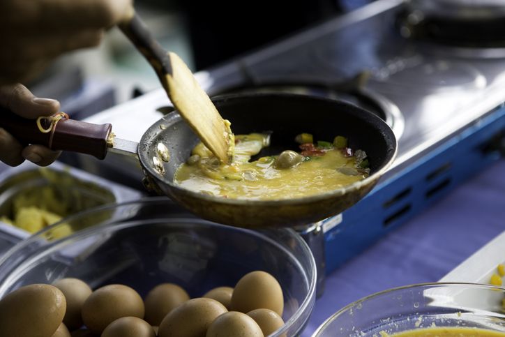 Heboh Makan Telur Dadar Disebut Sebabkan Kanker, Begini Kata Ahli