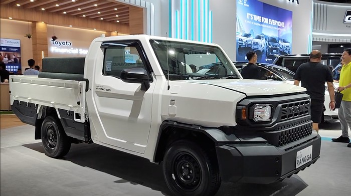 Toyota Hilux Rangga di IIMS 2024