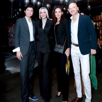 Perayaan ulang tahun Olla Ramlan juga dihadiri anak sulungnya, Sean Michael Alexander. Tampak pula mantan suami Alex Tian yang datang bersama istrinya Melina Tian. Foto: Instagram