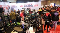 IIMS 2024 diramaikan puluhan merek motor dan mobil dari berbagai negara. 
