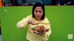 Momen Farida Nurhan Mukbang di Warteg, Lauknya Sampai Menggunung!