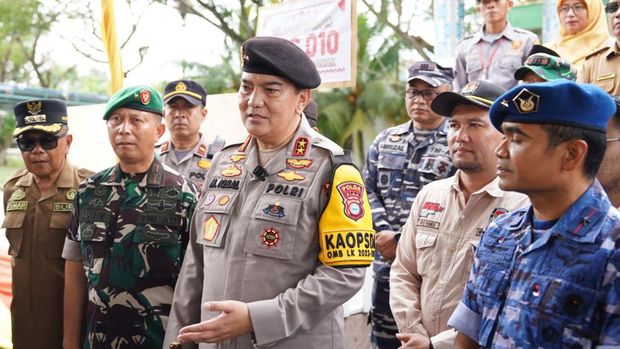Kapolda Riau bersama Danrem dan Danlanud saat cek kesiapan pemilu (Dok Humas Polda Riau)