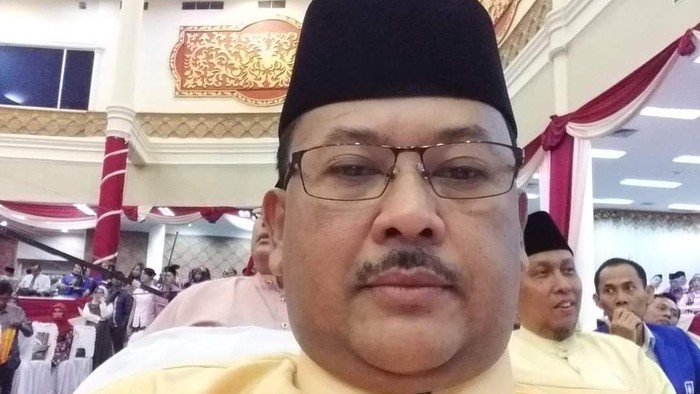 Ketua DPRD Jambi periode 2004-2009, Zulkifli Somad