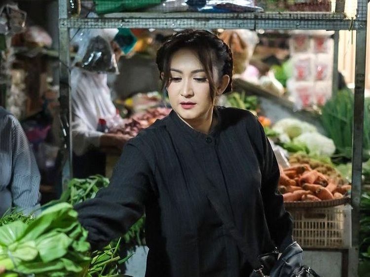 Nafa Urbach Ternyata Suka Nongkrong di Warung hingga Pasar