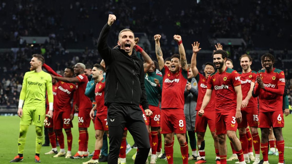Kemenangan Wolves di kandang Tottenham . Foto: REUTERS/DAVID KLEIN
