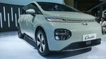 Tampilan Luar-Dalam Wuling Cloud EV, Harga di Bawah Rp 500 Juta?