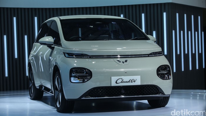 Wuling Cloud EV