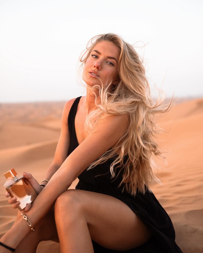 Meski gajinya tidak banyak dari dunia olahraga, Alica mendapat banyak endorsement karena popularitasnya di media sosia. Tampaknya penghasilan tersebut sudah cukup untuk menghidupinya karena itu tidak mau mengambi tawaran yang kurang berkenan. Foto: Instagram @alicasmd