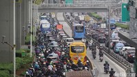 Jakarta Tinggalkan Status Ibu Kota, Usia Kendaraan Dibatasi