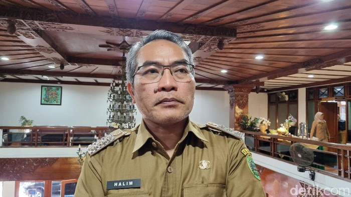 Bupati Bantul Abdul Halim Muslih, Senin (19/2/2024).