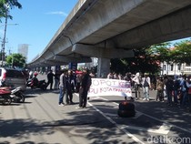 Desakan Massa Agar Ketua KPU Makassar Mundur gegara Tak Becus Urus Pemilu