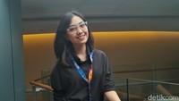 Inara Arcelia Haryanto, mahasiswa Sosiologi, Universitas Indonesia menjadi peserta Kampus Merdeka x Transmedia di posisi Learning and Organization Development (LOD) Intern, Human Capital, detikcom.Semoga aku makin banyak pengalaman. Karena ini magang pertamaku juga, semoga aku dapat first impression yang bagu tentag dunia kerja, tentang kerja di media, karena I really like media, tuturnya. Foto: Trisna Wulandari/detikEdu