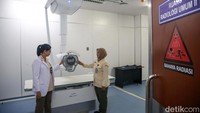 Sejumlah ruangan yang ditinjau di antaranya ruang Radiologi (MRI,DSA, CT Scan, Cath Lab, serta radiologi konvensional canggih), ruang operasi dan ruang ICU.