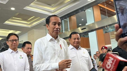 Jokowi usai peresmian RS PPN Panglima Besar Soedirman