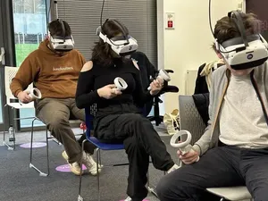 Melihat Kacamata VR Asus yang Bakal Dirilis Tahun Ini