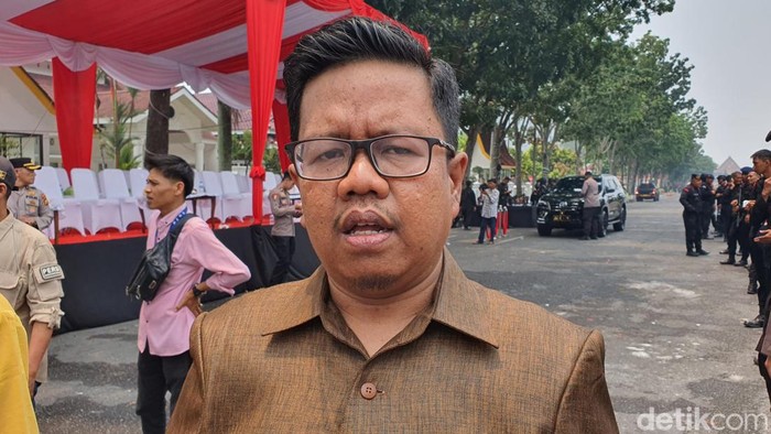 Ketua Bawaslu Riau Alnofrizal (Raja Adil Siregar/detikSumut)