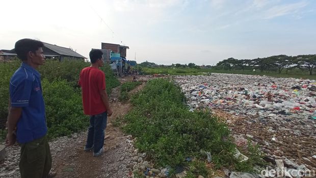 Kondisi permukiman penduduk di RW 10, Samadikun Selatan, Kelurahan Kesenden, Kota Cirebon
