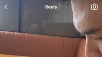 Terlepas dari kesibukannya dalam berpolitik, artis yang namanya viral kembali itu juga suka kulineran seru, baik sendiri atau kolaborasi dengan Youtuber. Foto: Instagram @alditaher.official