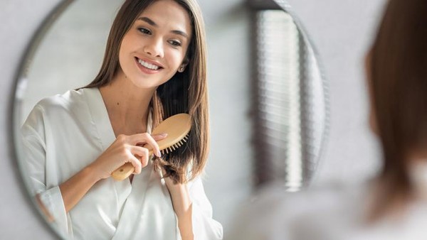 8 Makanan yang Bikin Rambut Lebih Tebal dan Bervolume Secara Alami