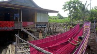 Rumah Batik Cantika Sabbenamampu memproduksi kain batik hingga 1.000 meter dalam sebulan dengan rentang harga Rp 85.000 hingga Rp 250 ribu rupiah untuk metode batik cap dan Rp 65.000 sampai Rp 150 ribu rupiah untuk batik print.  