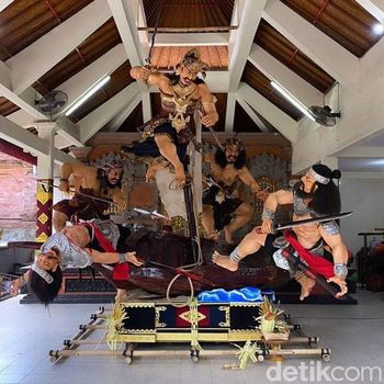 Ogoh-ogoh terbaik di Denpasar.