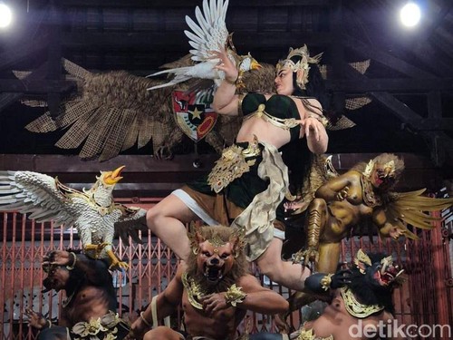 Ogoh-ogoh terbaik di Denpasar.