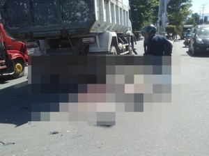 Pemotor Lansia di Palu Tewas Dilindas Truk Usai Terjatuh di Jalan Raya