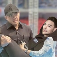 Paling beda, Ivan Gunawan justru mengedit wajahnya menjadi sosok yang sedang digendong oleh Mayor Teddy. Video parodi yang dibuat pria yang akrab disapa Igun itu pun tak kalah kocak dan sukses bikin ketawa ngakak. Foto: Instagram