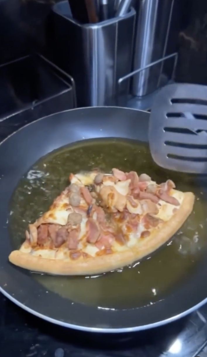 Pizza Goreng Lagi Populer, Ini Kata Dokter Gizi Soal Kalorinya