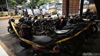 Ini sepeda motor yang berhasil diamankan dan akan dikembalikan kepada pemiliknya berdasarkan laporan kehilangan.  