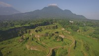 Lahan bekas tambang pasir seluas 10 hektare tersebut banyak dikunjungi warga dan menjadi potensi wisata alam baru bagi warga Pasuruan dan sekitarnya.  