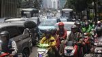 Potret Kemacetan Imbas Demo di Bawaslu