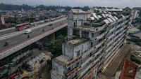 Saat ini, proyek masih dalam pengerjaan di beberapa tower.