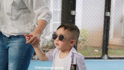 8 Foto Rayyanza Cosplay Jadi Anak SMA di Ultah Raffi-Nagita, Bikin Gemas