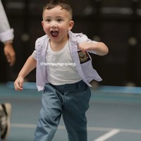 Lahir pada 26 November 2021, Rayyanza kini berusia 2 tahun. Walaupun masih kecil namun anak kedua Raffi dan Nagita itu sudah memiliki banyak penggemar. Foto: Instagram/@raffinagita1717