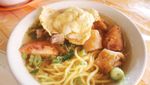 Soto Mie Bogor Rp 20 Ribuan yang Hangat Gurih Ada di Sini
