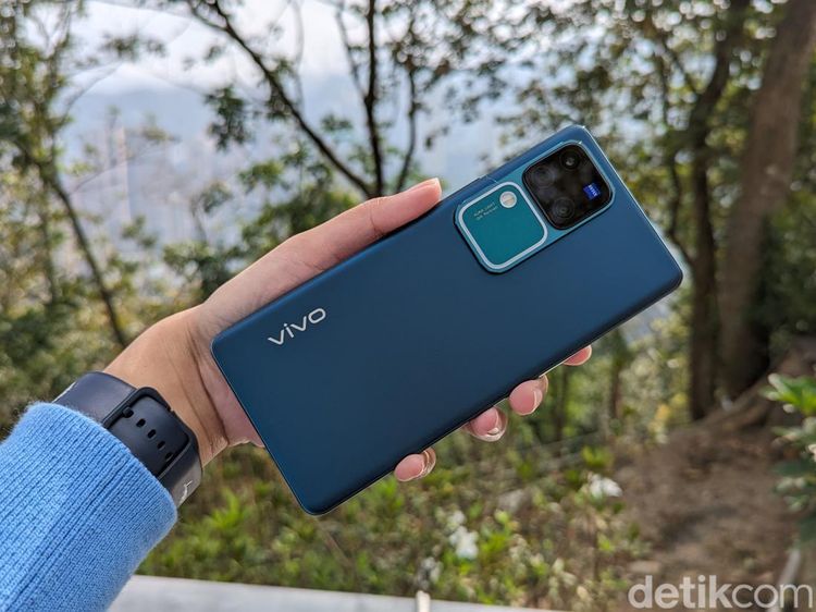 Wujud Vivo V30 Pro dari Segala Sisi, Akan Segera Hadir di Indonesia.