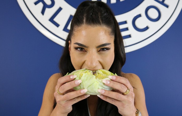 5 Rekor Dunia Makan Tercepat Ini Dipecahkan oleh Seorang Wanita