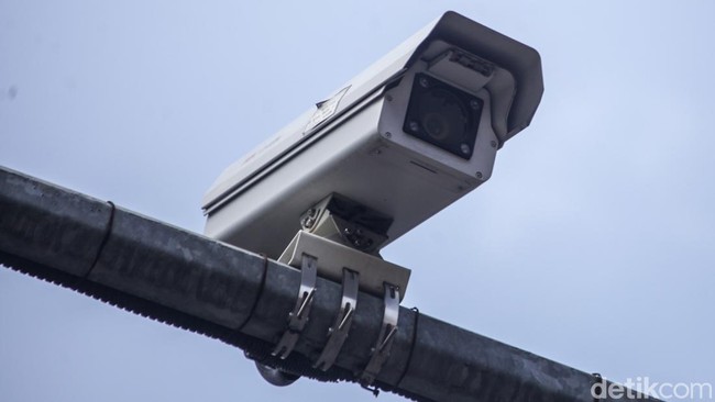 Kasus Mobil 2 Kali Terobos Tol di Depok Masih Misterius