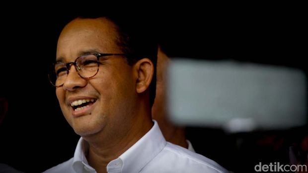Capres-cawapres Anies Baswedan-Muhaimin Iskandar kumpul bareng Tim Hukum Nasional AMIN. Rapat membahas dugaan pelanggaran Pilpres 2024 dan langkah ke depannya.