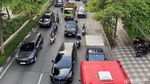 Bus Trans Semanggi Dilaporkan Terbakar  Arus Lalin Mayjen Sungkono Tersendat