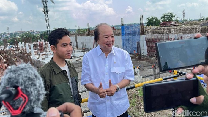 Dato Sri Tahir dan Wali Kota Solo tinjau progres pembangunan museum sains dan Teknologi, Selasa (20/2/2024).