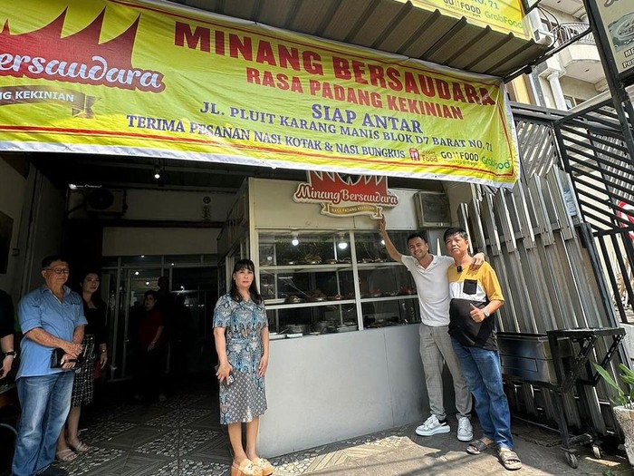 Dukung UMKM, Raffi Ahmad Investasi ke Rumah Makan Padang